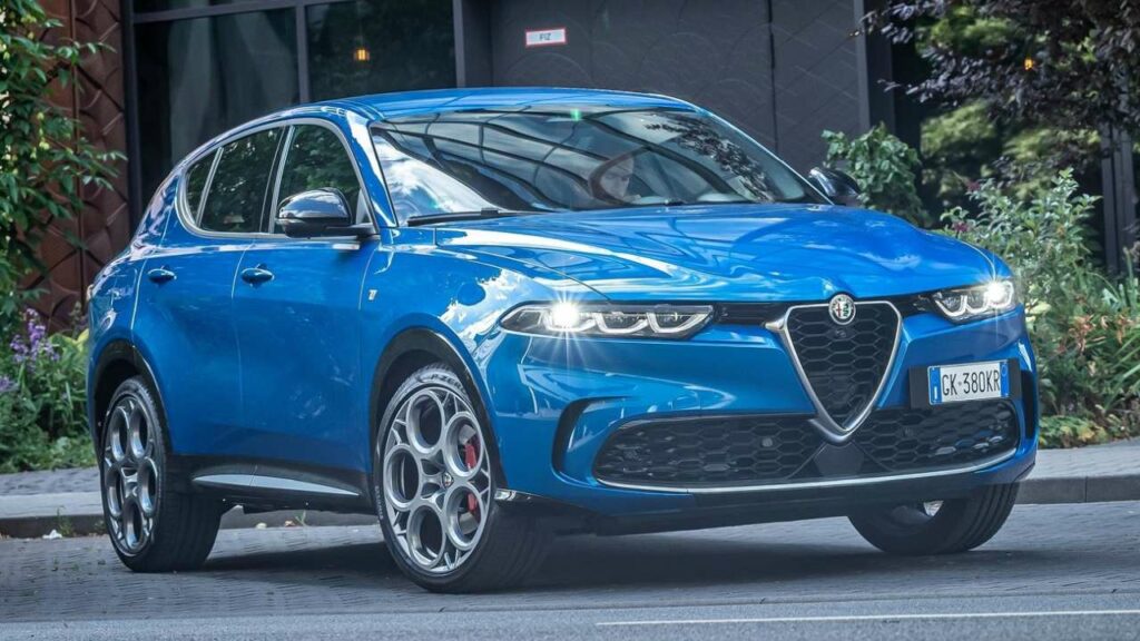 Alfa-Romeo-Tonale-2023-underbody-wiring