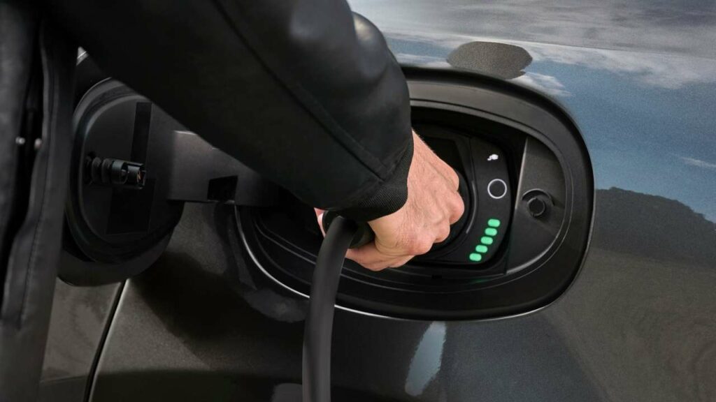 Alfa-Romeo-hv-battery-problem