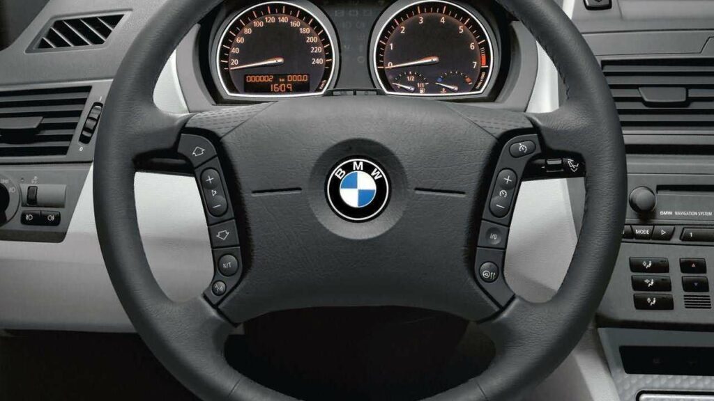 BMW-X3-airbag