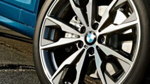 BMW-X4-caliper