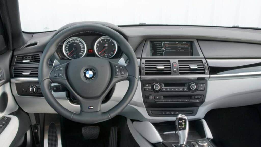 BMW-X5M-airbag-gas-generator-kba