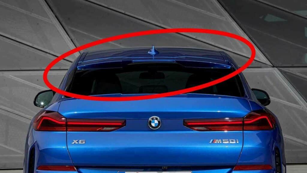 BMW-X6-rear-spoiler-land-rover-seatbelts