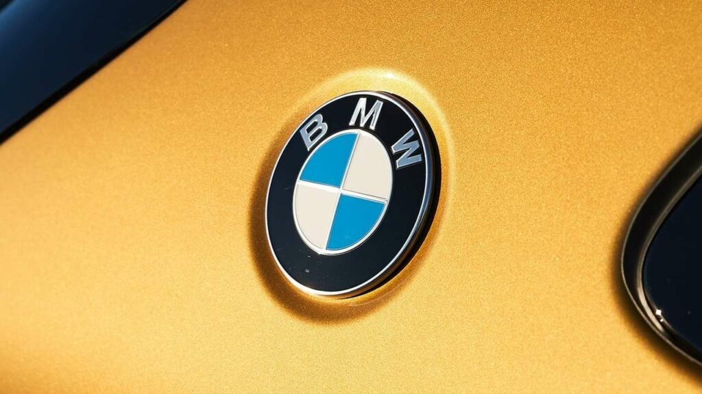 BMW-mini-recall-seatbelts