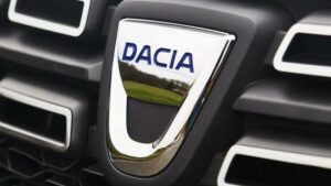 Dacia-logan-fire-risk-recall-scaled-1
