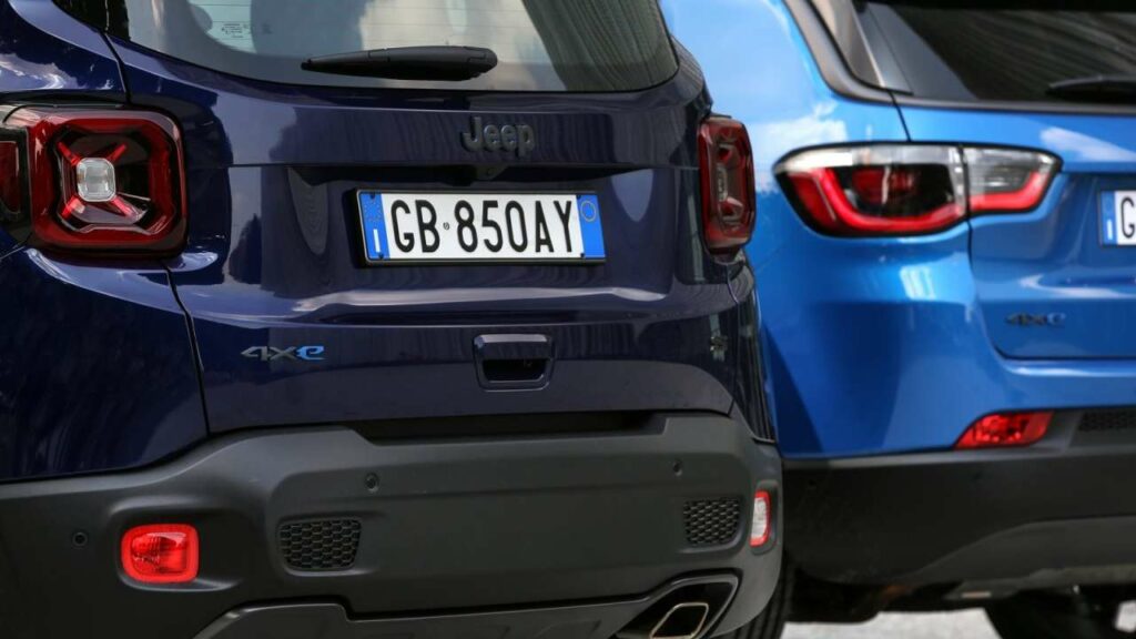 Jeep-Renegade-battery-fire