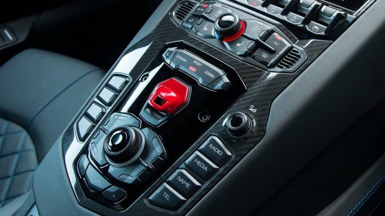 Lamborghini-recalls-2021