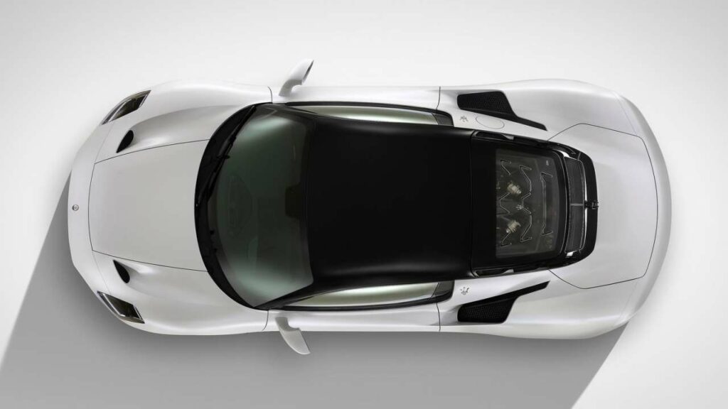 Maserati-MC20-2022-windscreen-kba