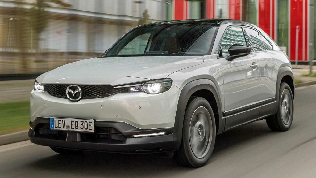 Mazda-MX-30-brake-lights-assist