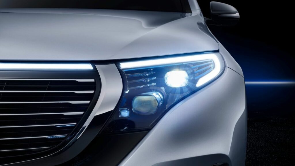 Mercedes-Benz-EQC-2022-headlamp-levelling-system-kba