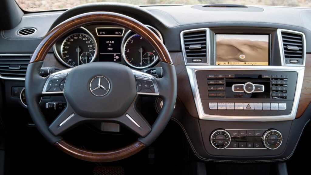 Mercedes-Benz-M-Class-water-ingress-kba