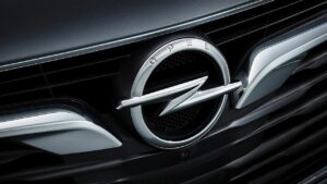 Opel-Insignia-brake-pedal-recall