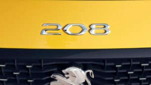 Peugeot-208-steering