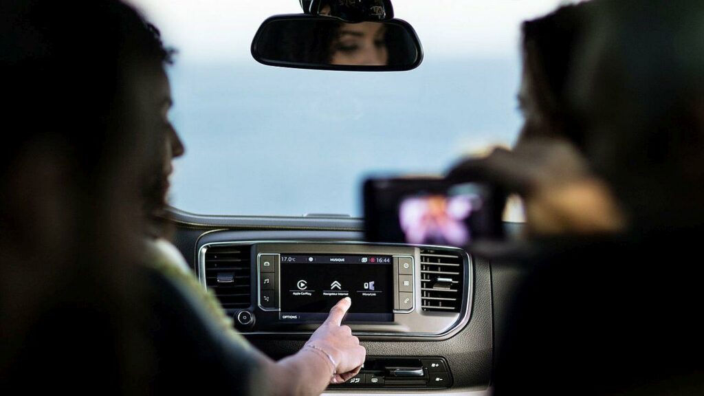 Peugeot-Citroen-vans-recall