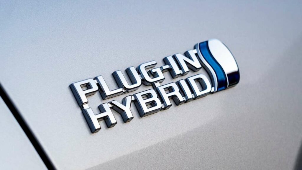 Suzuki-toyota-plug-in-hybrid-recall