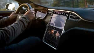 Tesla-central-touchscreen-recall-europe