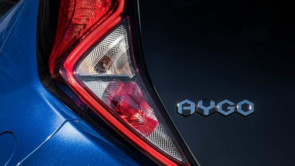Toyota-Aygo-2022-power-steering