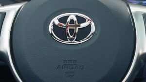 Toyota-Yaris-recall-airbag