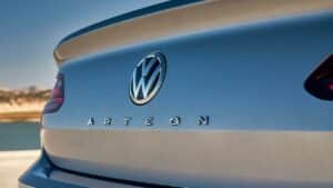 Volkswagen-Arteon-Passat-brake-pedal