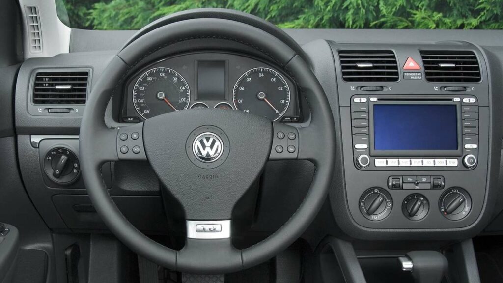 Volkswagen-Golf-2003-airbag-kba
