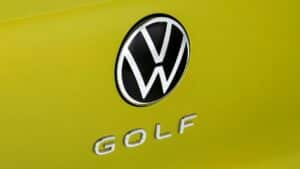 Volkswagen-Golf-8-software-update