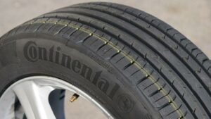 continental-ContiPremiumContact-5