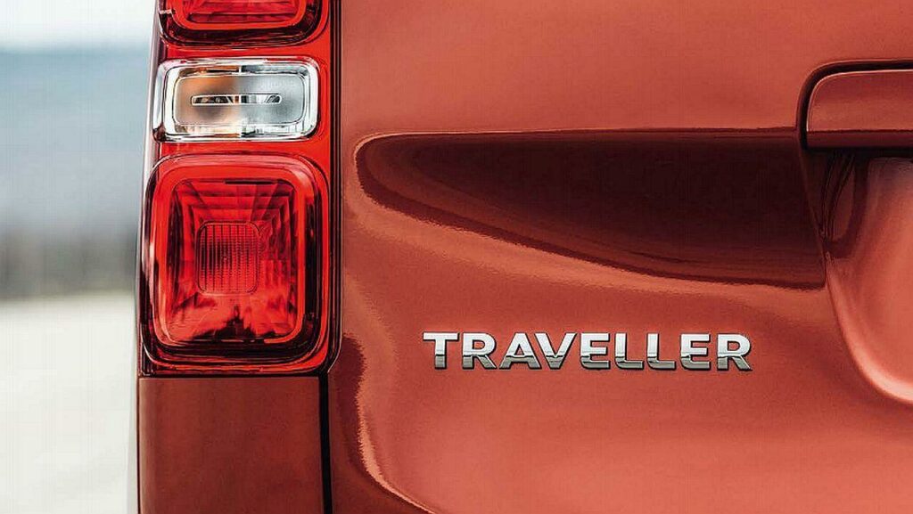 peugeot-traveller-expert-fire