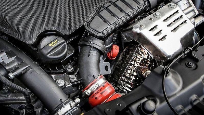 pozar-motoru-unik-paliva-zkrat-scaled-1