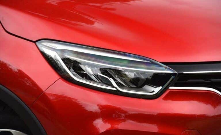 renault-captur-light