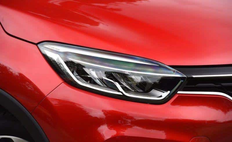 renault-captur-light