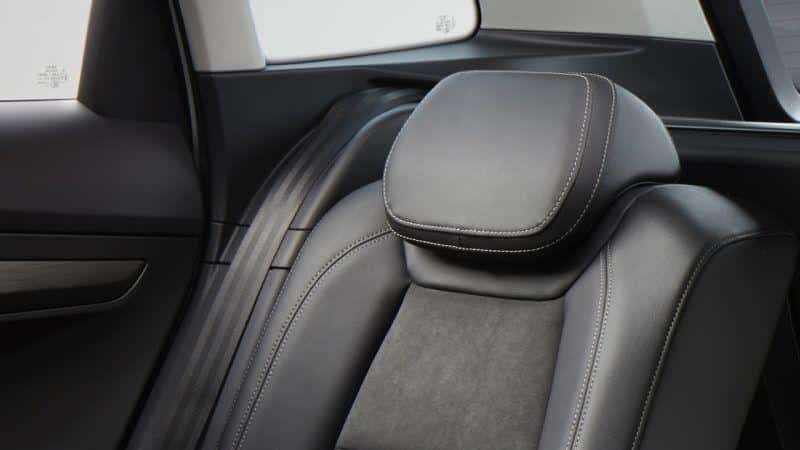 skoda-octavia-karoq-headrest-recall