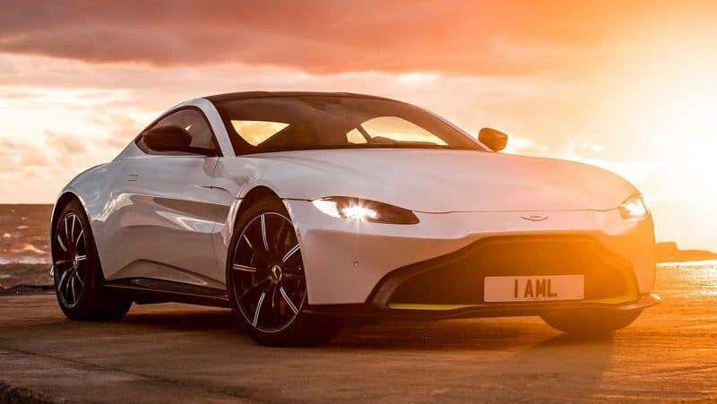 Aston-Martin-Vantage-2019-recall-airbag-scaled-1