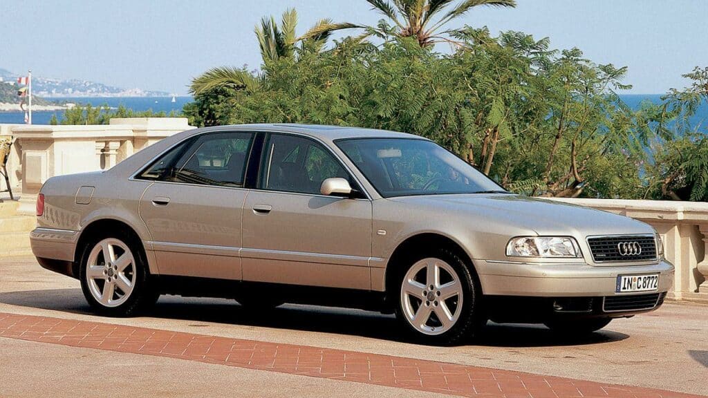 Audi-A8-1998-recall-airbag