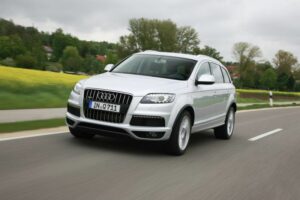 Audi-Q7-2012-recall