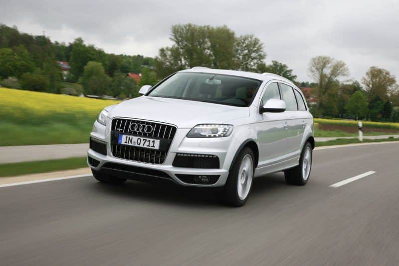 Audi-Q7-2012-recall