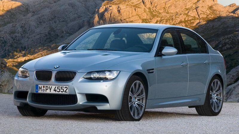 BMW-M3-2008-recall-positive-battery-scaled-1