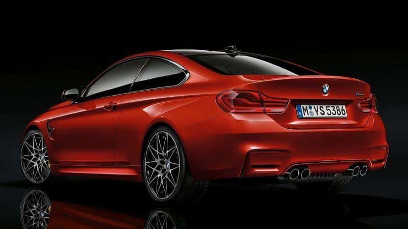 BMW-M4-Series-recall-knee-airbags