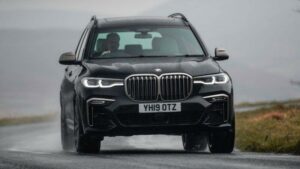 BMW-X7-2019-recall-head-airbag-fault