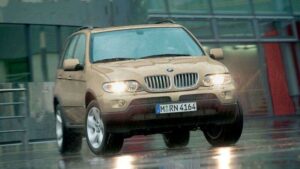 BMW-x5-2004-recall-airbag