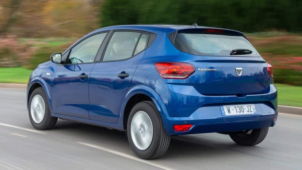 Dacia-Sandero-2023-lpg-fire
