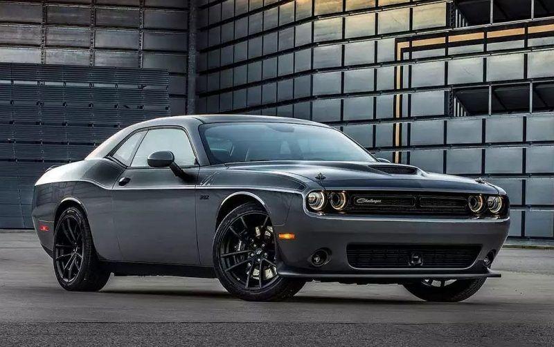 Dodge-challenger-2017-recall-oil-cooler