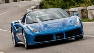 Ferrari-488-Spider-2016-recall-airbag
