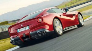 Ferrari-F12berlinetta-2013-recall-airbag