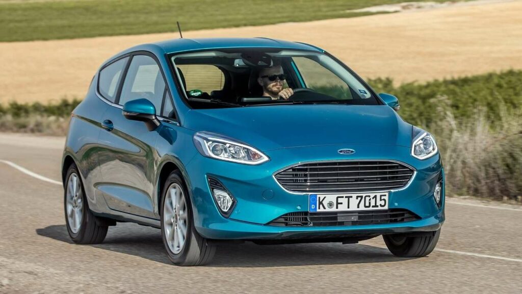 Ford-Fiesta-2019-oil-leak-fire