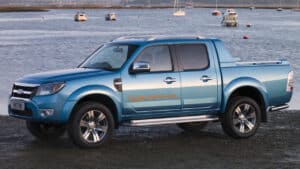 Ford-Ranger-2011-airbag