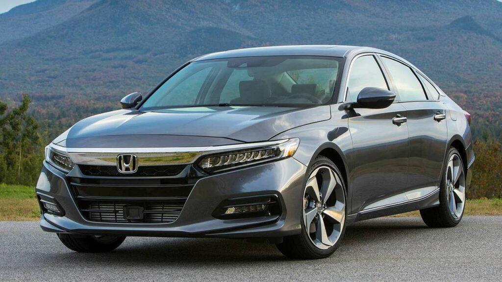 Honda-Accord-2018-windshield-wipers