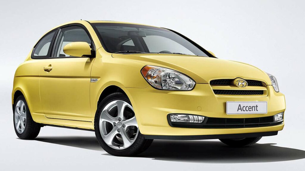 Hyundai-Accent-12v-socket