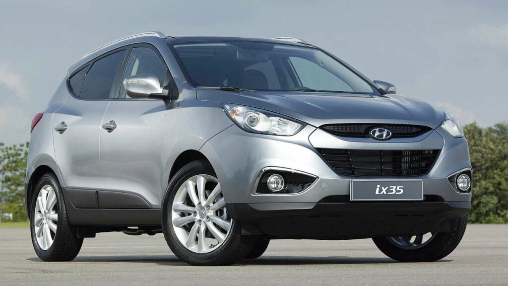 Hyundai-ix35-12v-socket