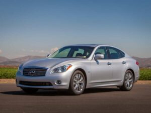 Infiniti-Q70-2014-recall-svolavacka