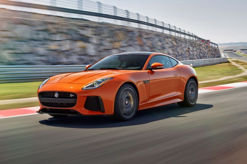 Jaguar-F-Type-SVR-2017