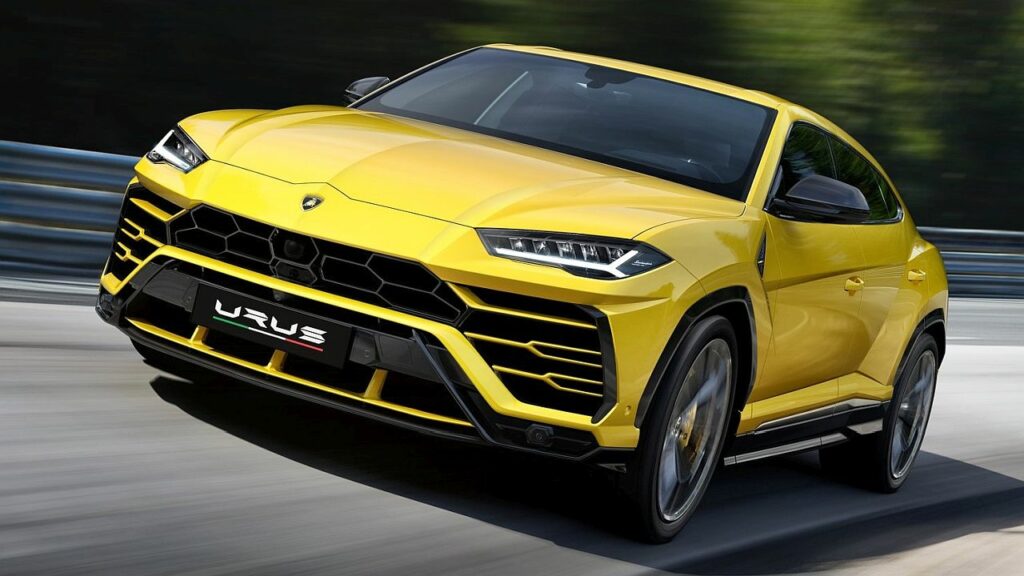 Lamborghini-Urus-fuel-leak-fire